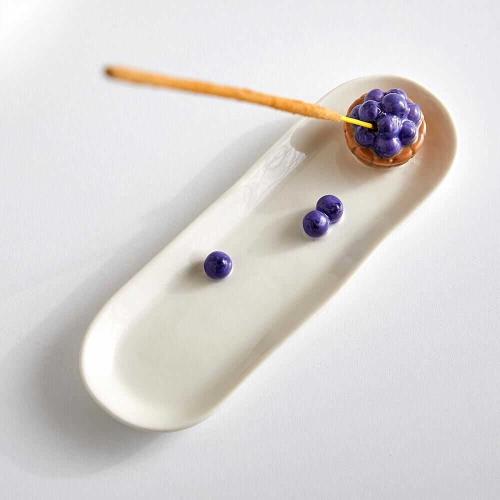 K-Lifestyle Modern House L Juicy Days Incense Holder Blueberry Basket top view of ceramic tray