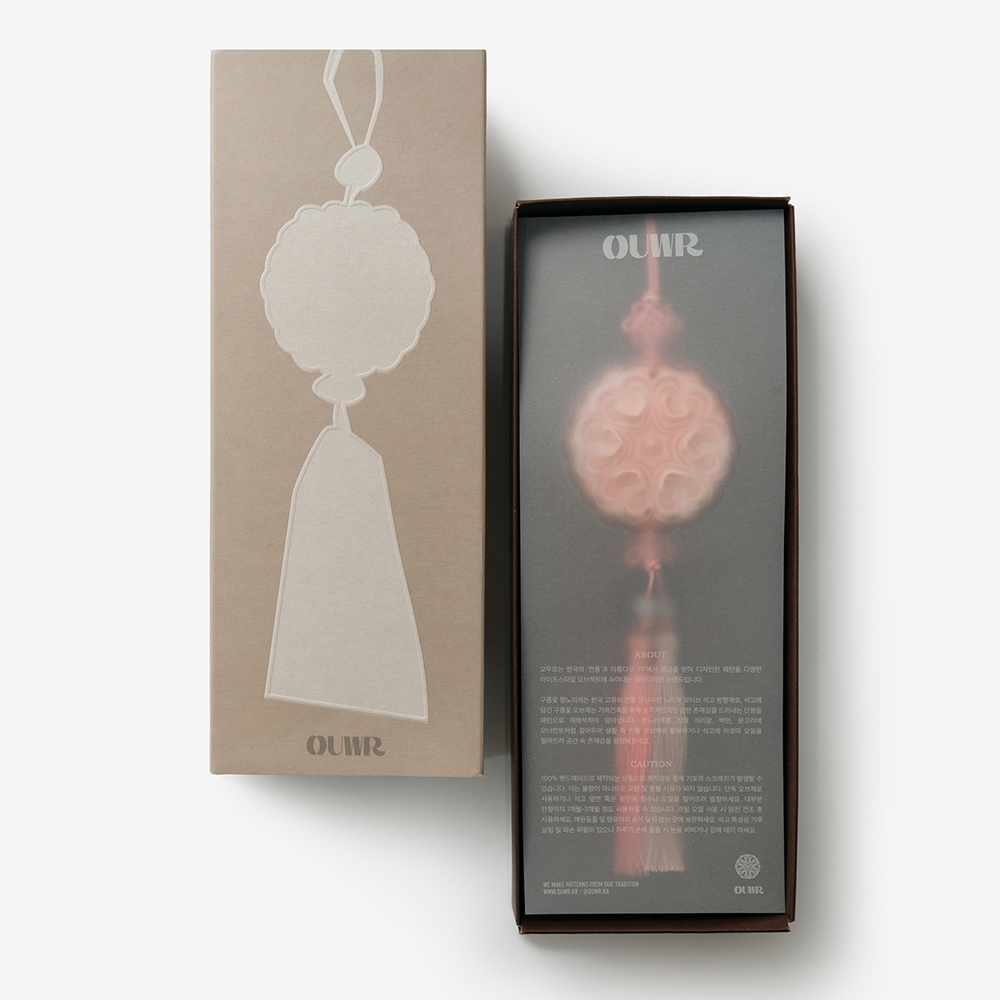 OUWR Hyang Norigae P3-20 outer box and product information card, about and caution