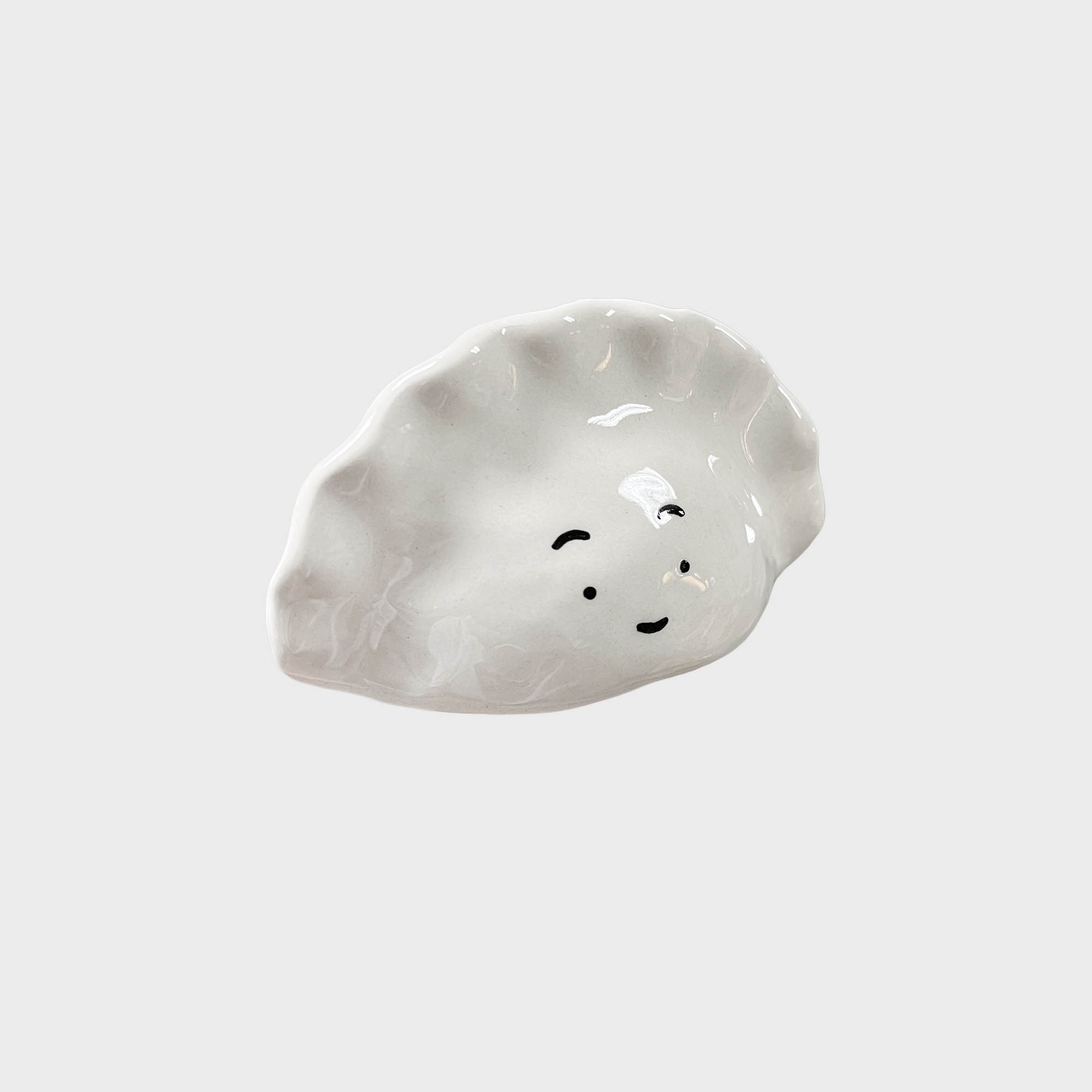 K-Lifestyle STEADINARY Dull dumpling incense holder angled view with ruffled edge