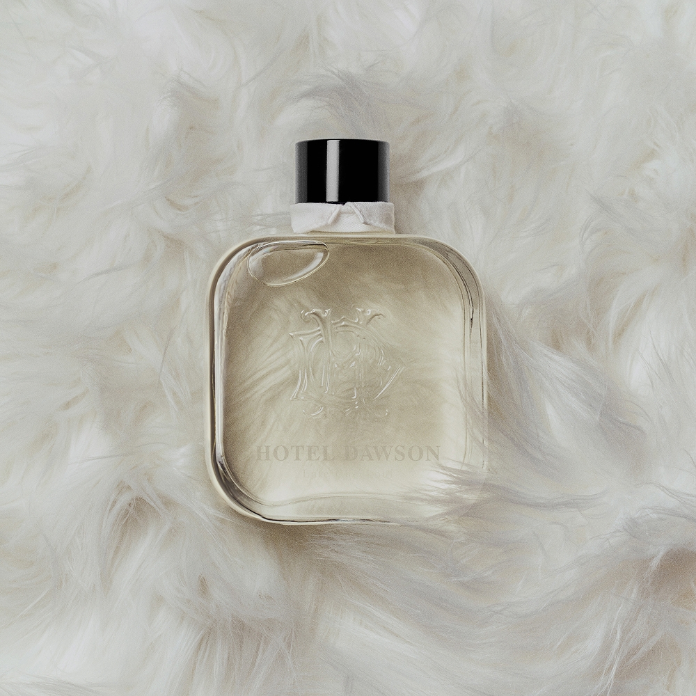 HOTEL DAWSON Late Checkout Diffuser 250ml Sophie Musk glass bottle front