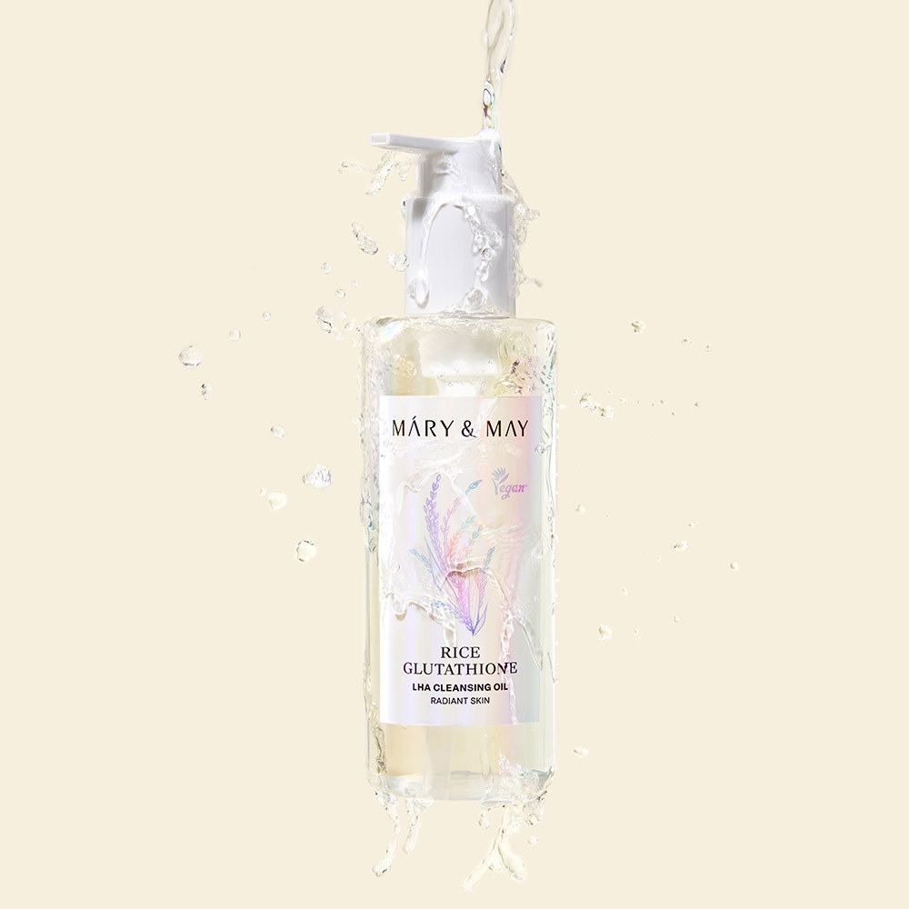 Mary&May Rice Glutathione LHA Cleansing Oil 200ml bottle with oil splash