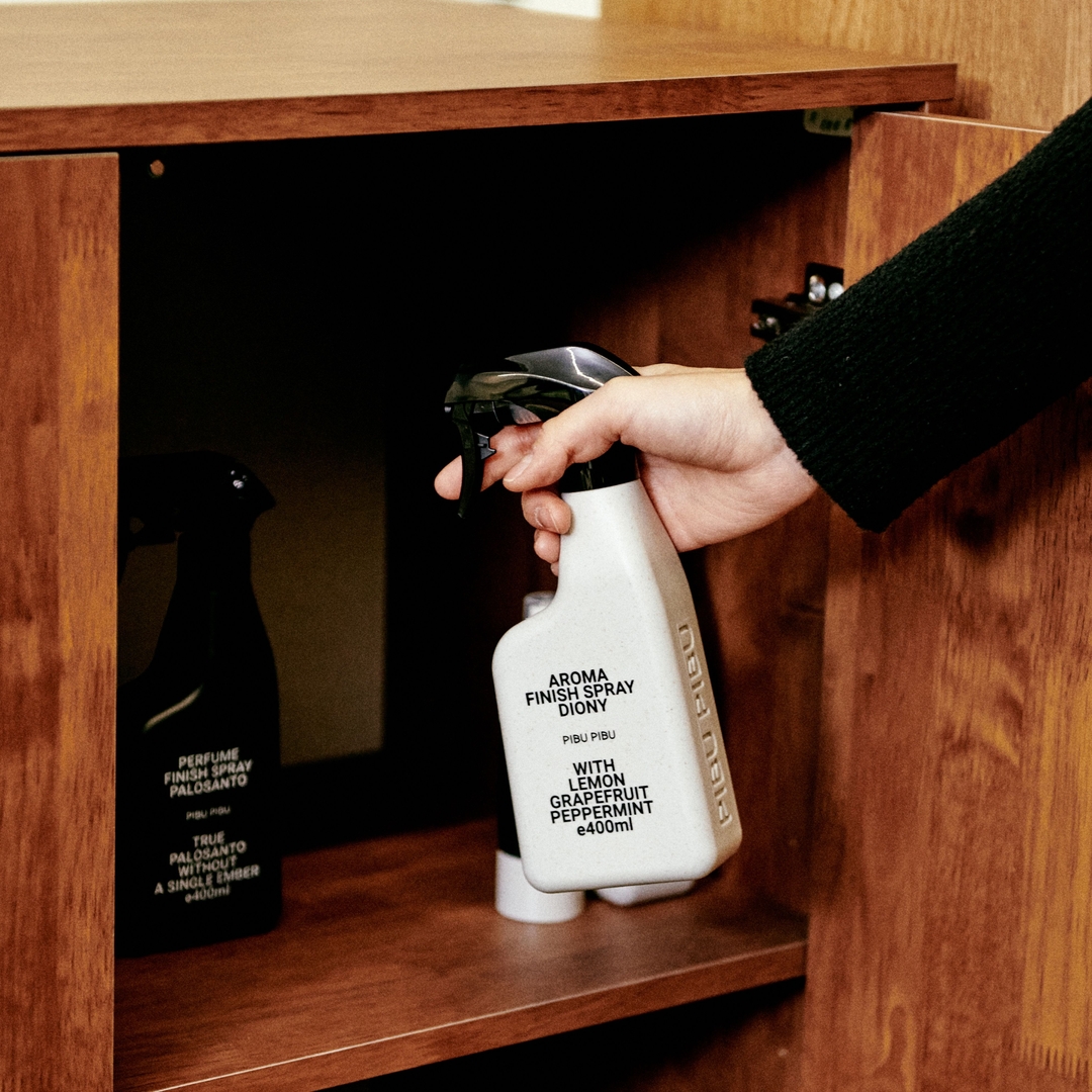 K-Lifestyle PIBU PIBU Aroma Finish Deodorizing Room Spray 400ml (Random 1) (400ml) – image 2 of 2