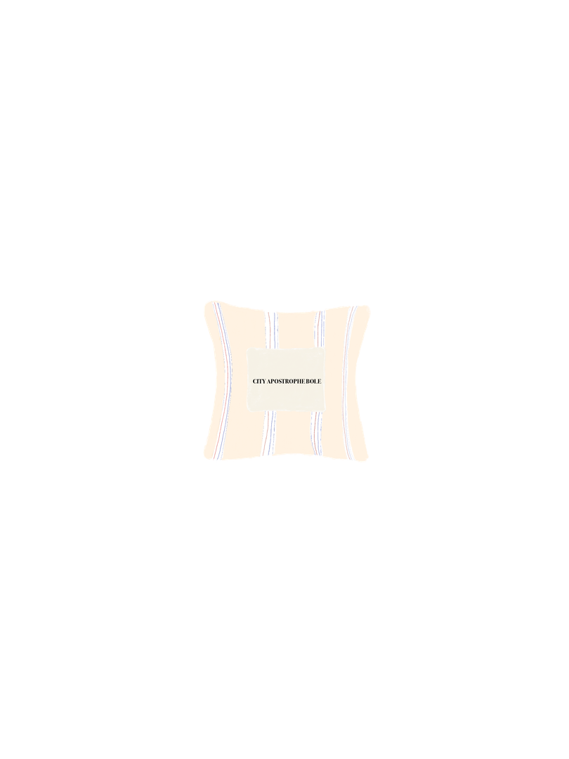 K-Lifestyle CITY APOSTROPHE BOLE The delightful sweet encounter between flat peaches and water peaches: Society Sachet – image 1 of 2
