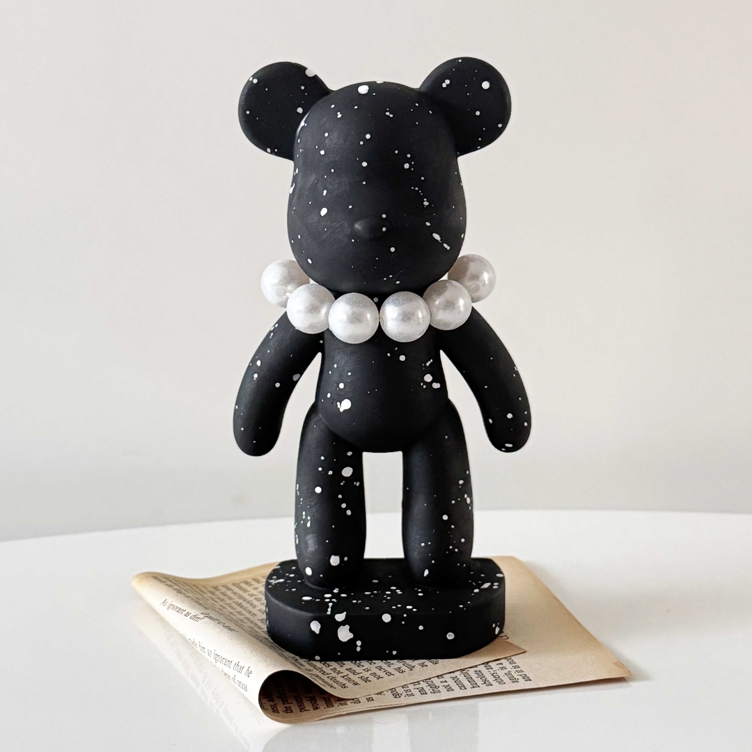 K-Lifestyle coming candle 1 Black Bear Plaster Air Freshener + 2 Sheets of English Paper