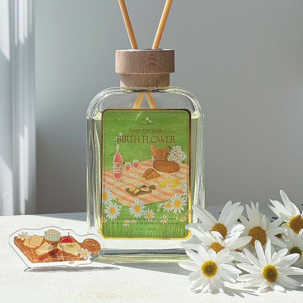 K-Lifestyle ASPASIA Monthly Birthday Flower April Flower Daisy Birthday Flower Diffuser 200ml (200ml)