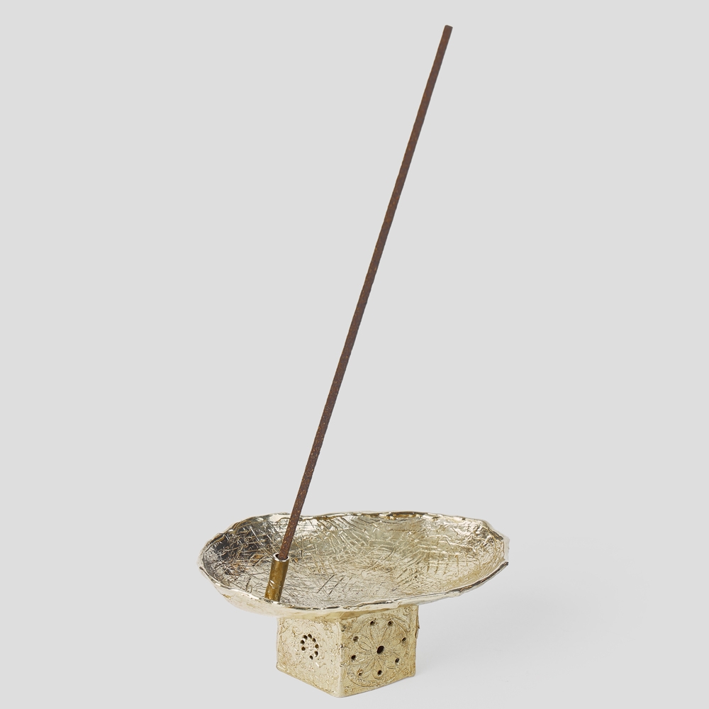K-Lifestyle STUDIO YEODONG YUN Lotus Incense Holder