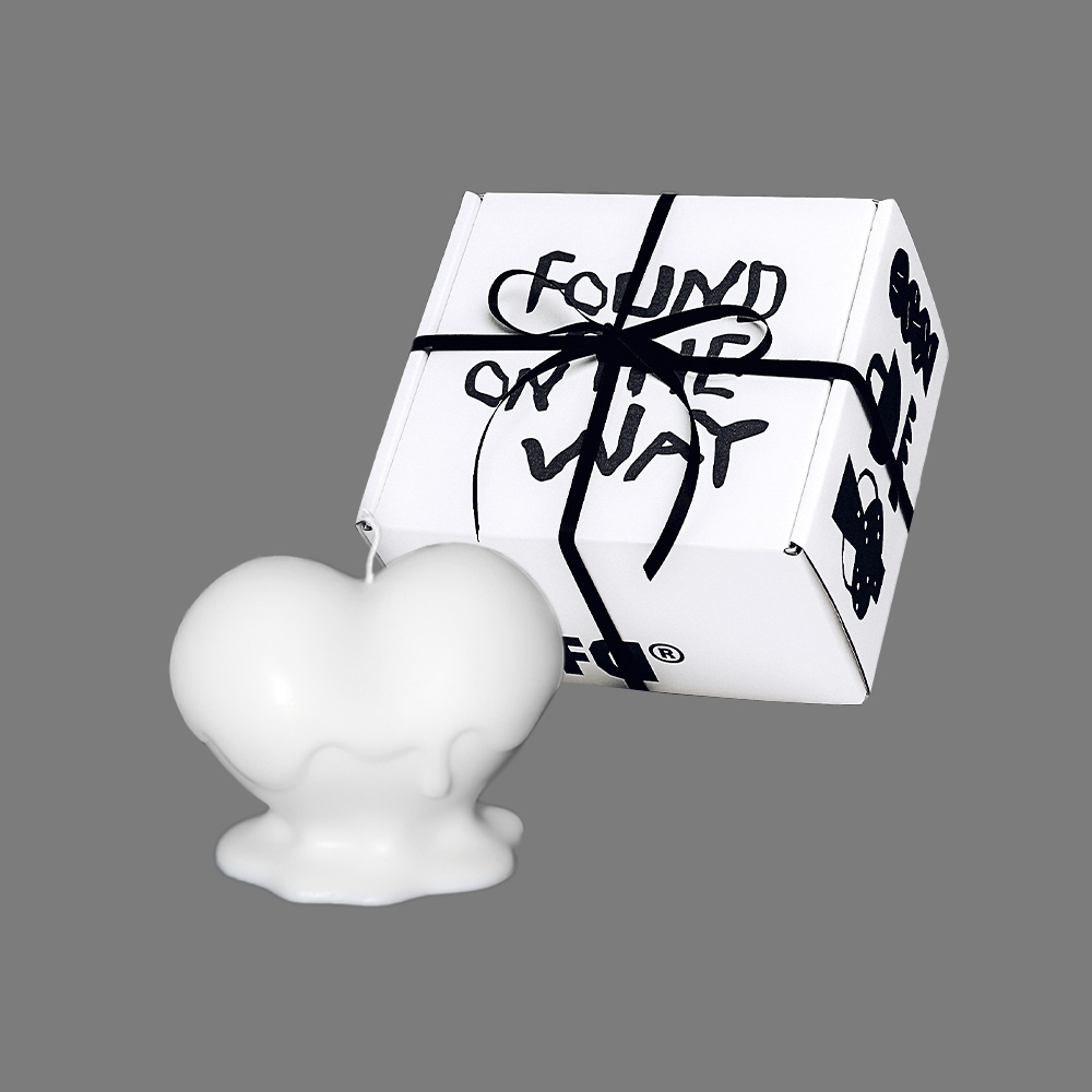 K-Lifestyle LOFA SEOUL PURE Heart Candle Object