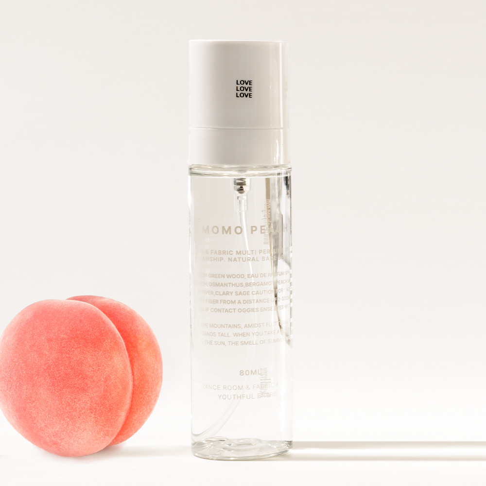 K-Lifestyle DEUNHYANG Fresh Peach Room & Fabric Perfume, Momo Peach. 80ML (80ML)