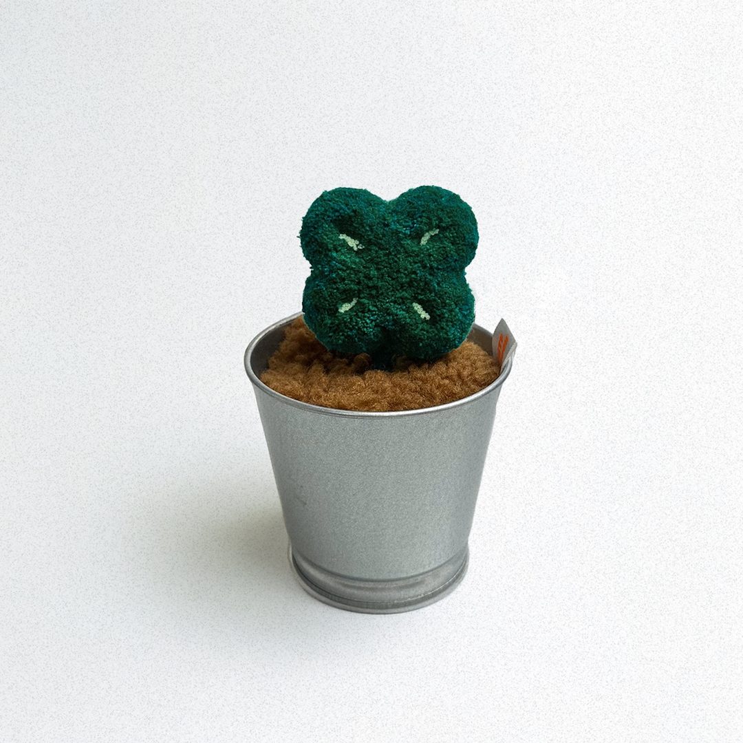 K-Lifestyle KITFTOUCH Non-wilting plant object doubles as air freshener_Clover