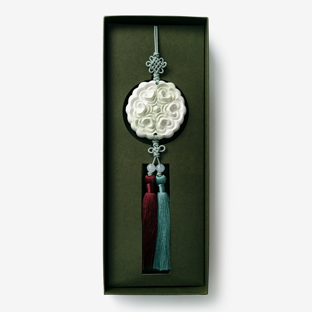 K-Lifestyle OUWR Scented Norigae Plaster Air Freshener Cloud Flower GREEN HYANG NORIGAE : P3-19