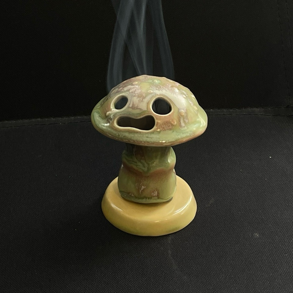 K-Lifestyle EACHIKE mushroom incense chamber – image 2 of 2