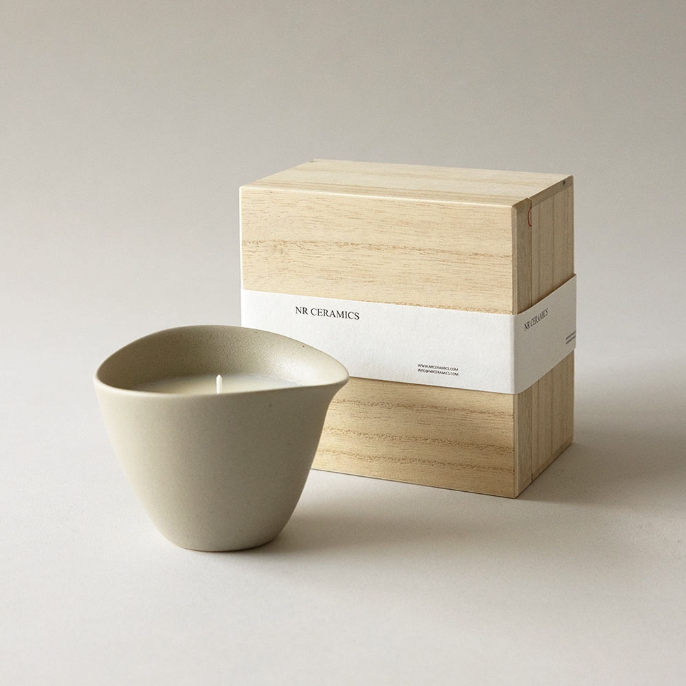 K-Lifestyle NR CERAMICS Hin Ernesto Aromatic Candle 155ml 3 colors (155ml) – image 2 of 2