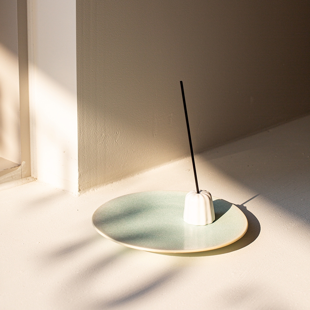 K-Lifestyle SOILBAKER Le Petit Moments Incense + Holder Set