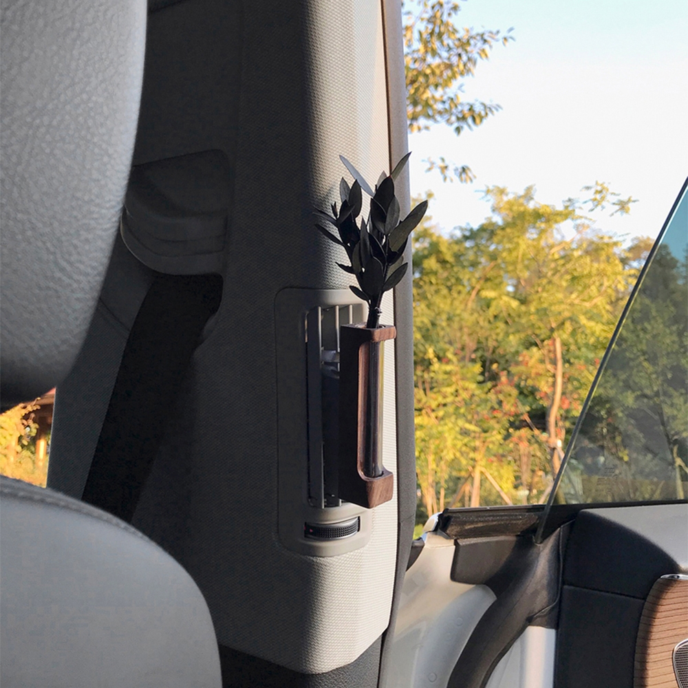 K-Lifestyle VAMIR Wooden Car Vent Case Diffuser_Eucalyptus