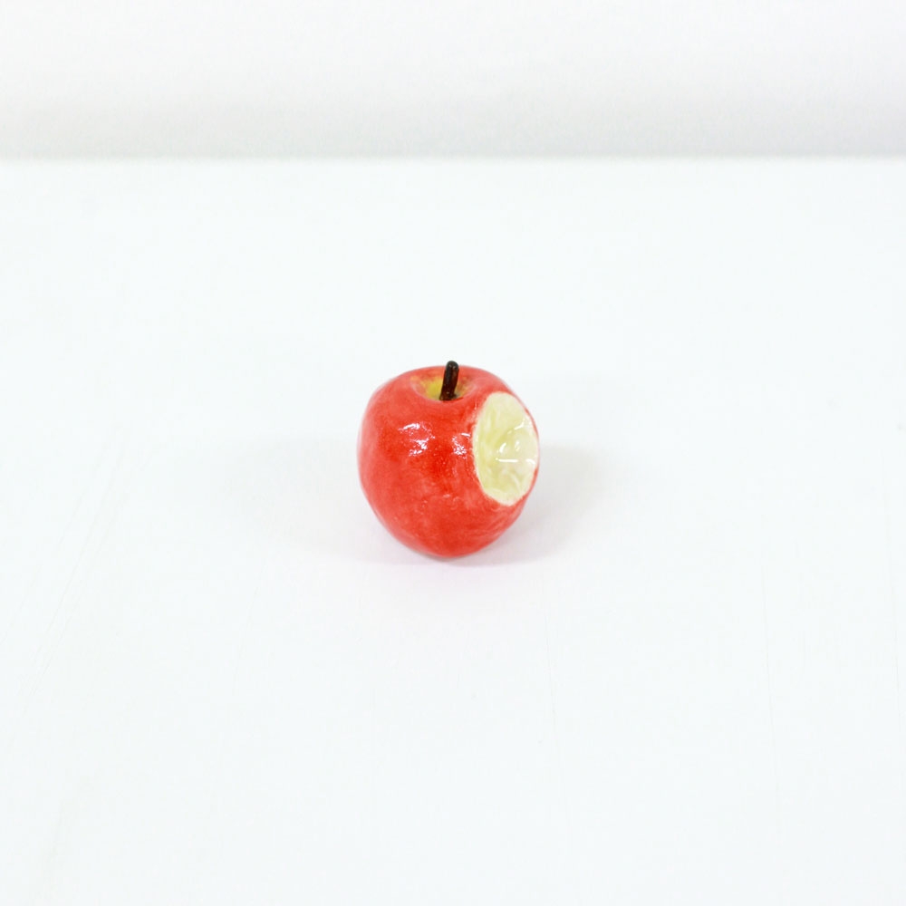 K-Lifestyle PEARSHRIMP CERAMIC APPLE BITE INCENSE HOLDER