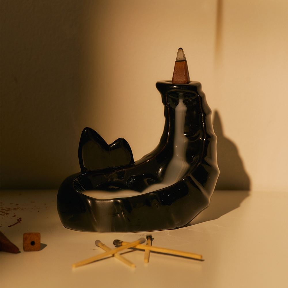 K-Lifestyle nagchampa Backflow Incense Cone Ceramic Holder Fish