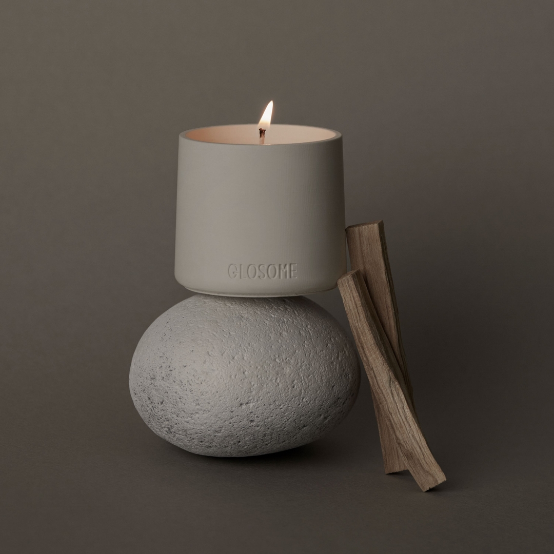 K-Lifestyle GLOSOME Holly Smoke Palo Santo Candle