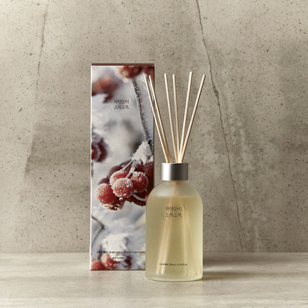 K-Lifestyle Modern House Sentimental Snowberry Diffuser 200ml (200ml) – image 1 of 2