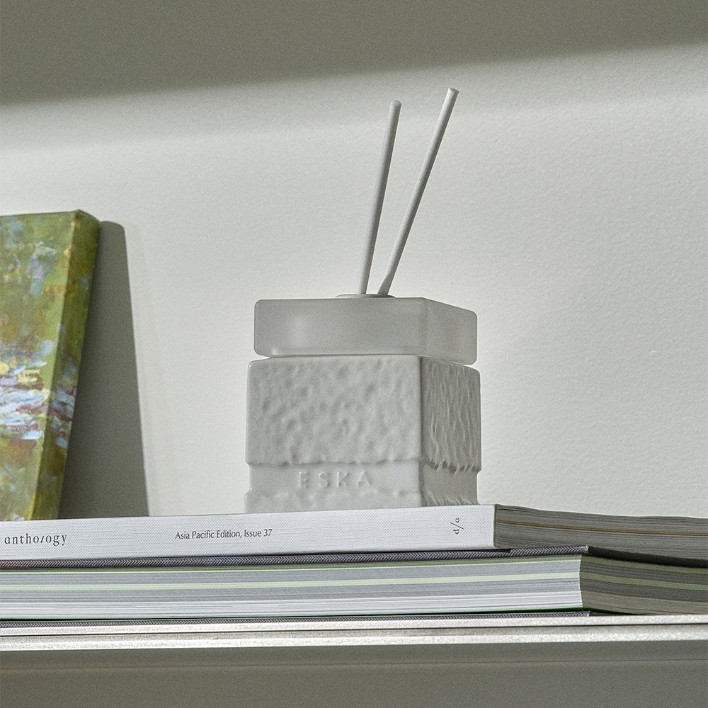 K-Lifestyle odense X TaylorScents Eska Diffuser 200ml (200ml) – image 1 of 2