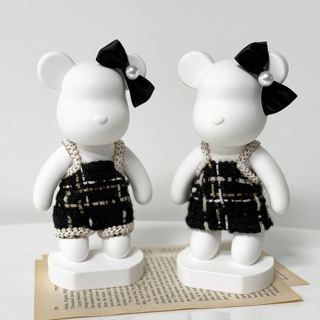 K-Lifestyle coming candle 1 Dressy Bear Plaster Air Freshener + 2 Sheets of English Paper