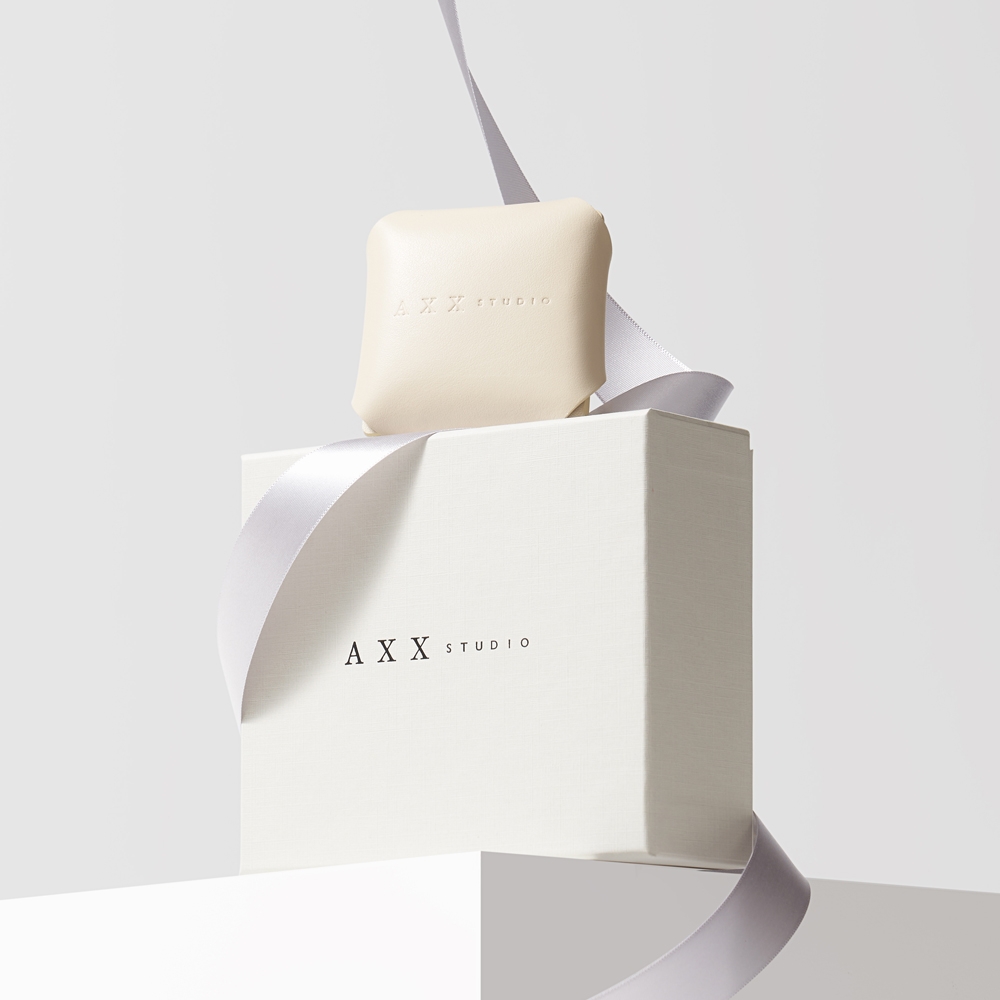 K-Lifestyle AXXSTUDIO Quadrato Leather Car Air Freshener_Cream