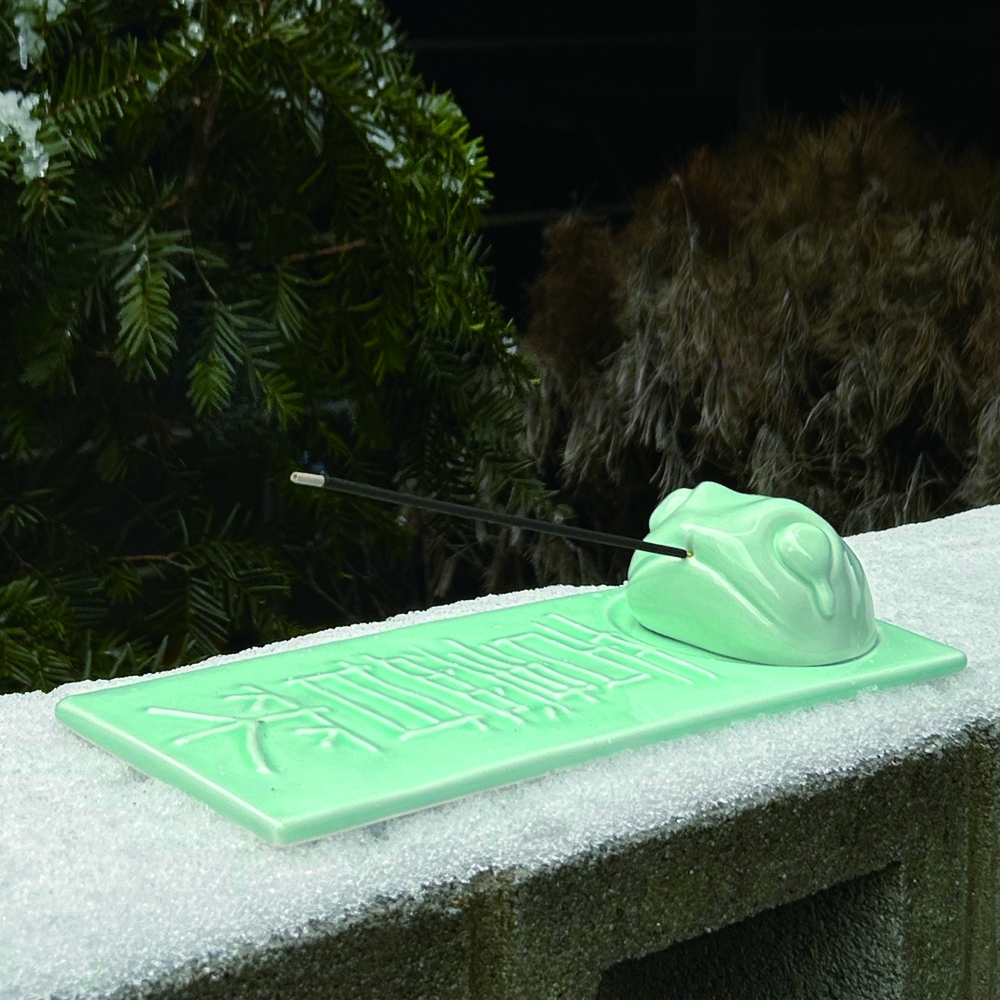 K-Lifestyle EACHIKE FROG INCENSE HOLDER