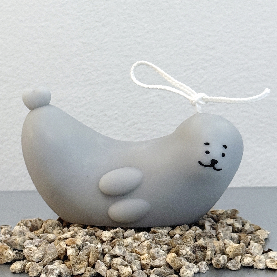 K-Lifestyle LIGHTUPSTUDIO Happy Banana Seal Candle