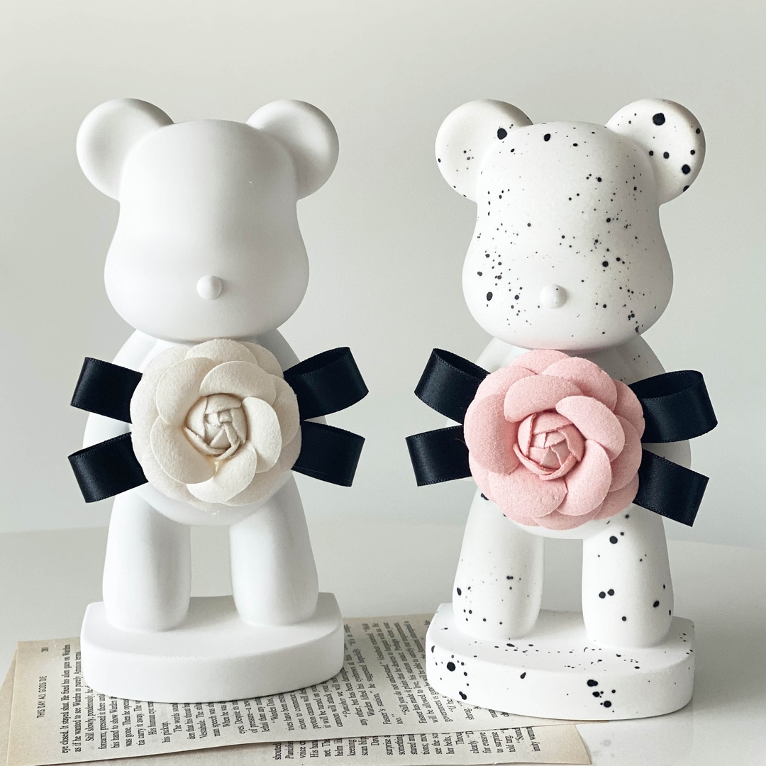 K-Lifestyle coming candle Large Camellia Flower Bear Plaster Air Freshener