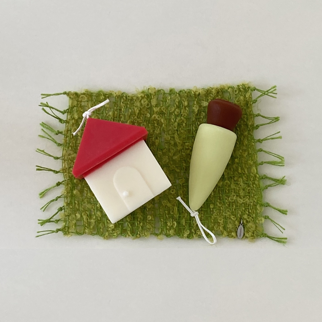 K-Lifestyle MONTHDAY Lazy House Candle Set (Random)