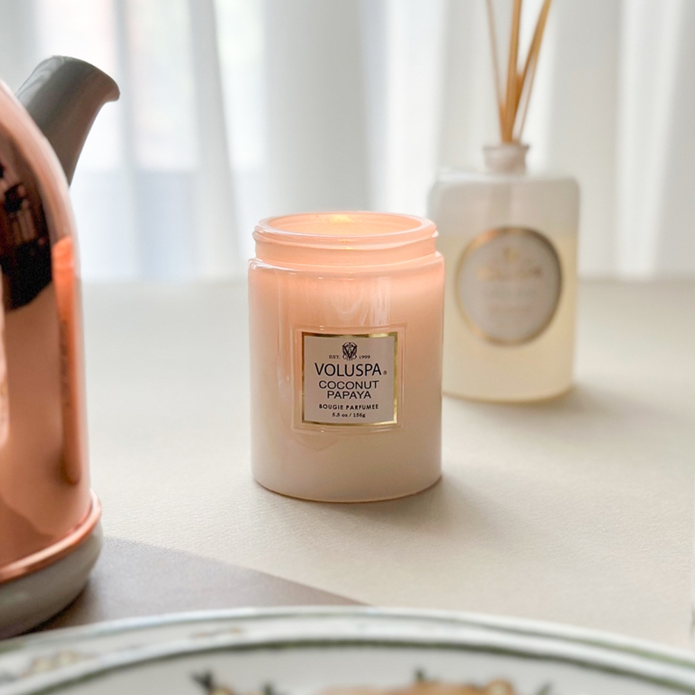 K-Lifestyle VOLUSPA Coconut Papaya L Glass Candle 18oz (510g) (18oz)