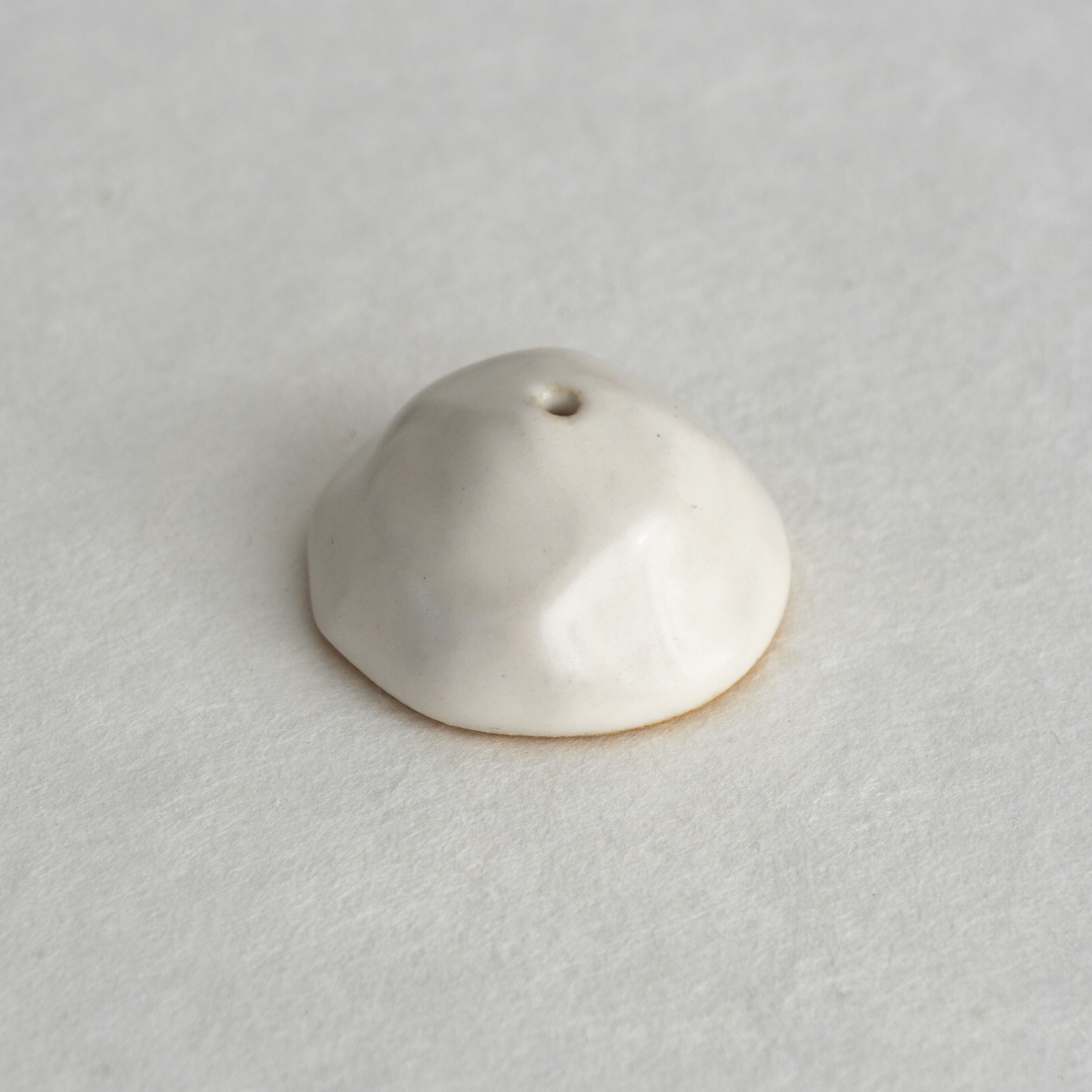 K-Lifestyle NAHYE CERAMICS WAVE STONE - incense holder