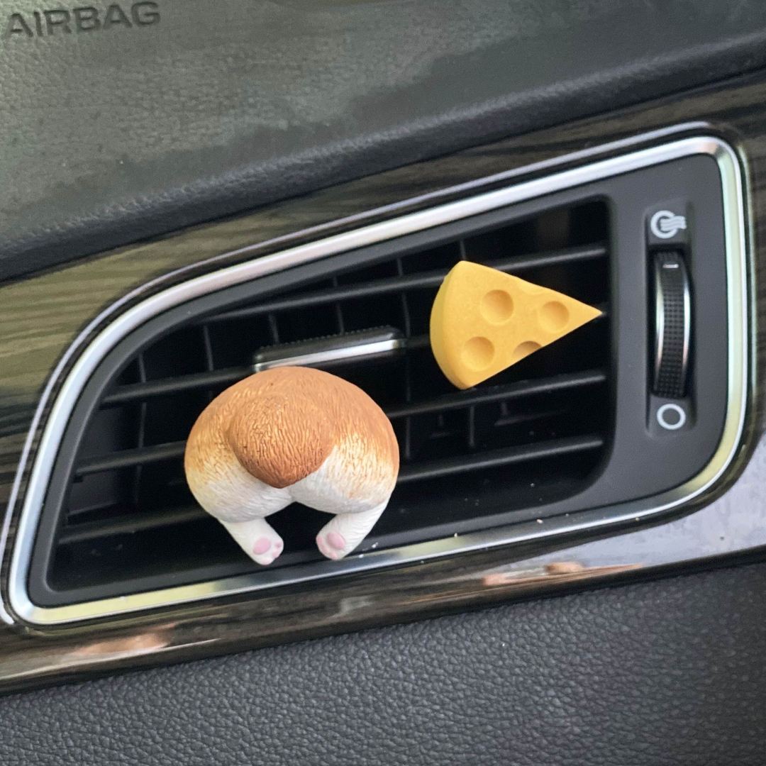 K-Lifestyle coming candle Dog Butt Car Plaster Air Freshener
