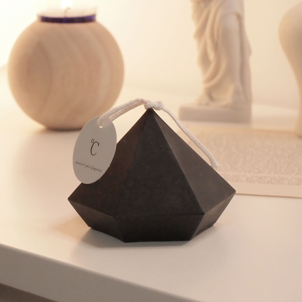 K-Lifestyle 365day Black and White Diamond Candle / Designer Candle