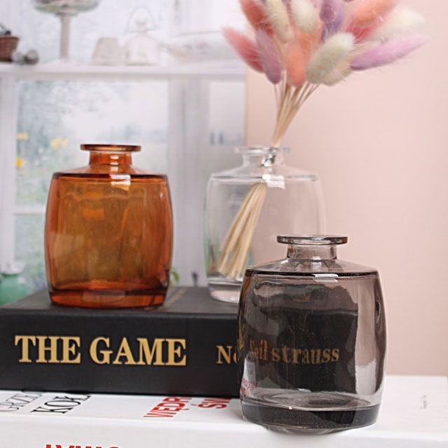 K-Lifestyle GGUMIGGA Voluminous Mini Vase Diffuser Container (3 colors)