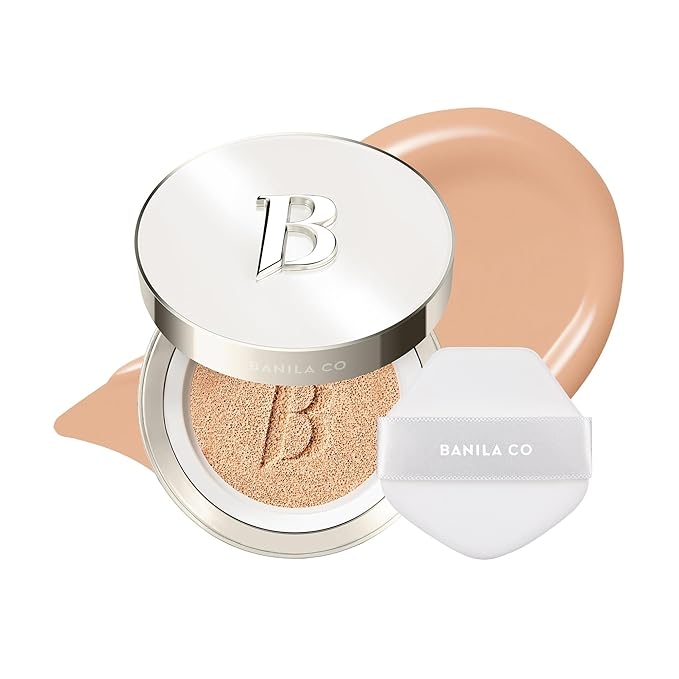 Banila co Covericious Ultimate White Cushion SPF38 PA++ medium beige shade swatch with puff