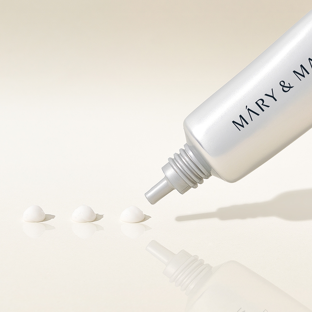Mary&May Tranexamic Acid+Glutathione Eye Cream 30g cream dots dispensed from applicator tip