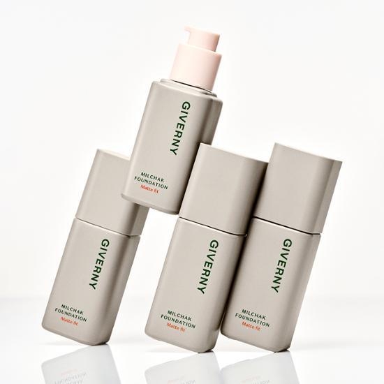 GIVERNY Adhesive Matte Fit Foundation – image 3 of 4