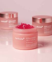 medicube Collagen Jelly Cream 110ml open jar pink jelly texture