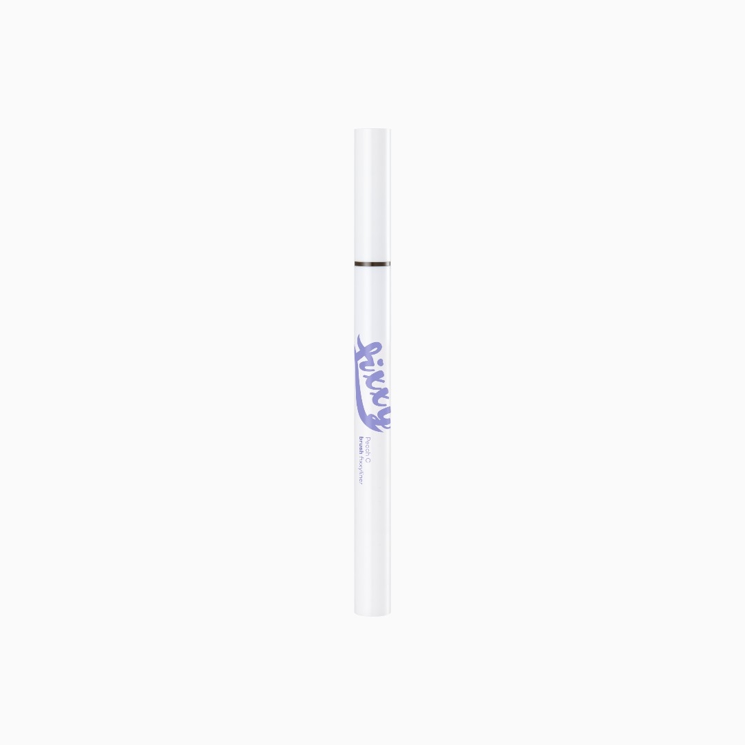 Peach C Brush Fixxyliner