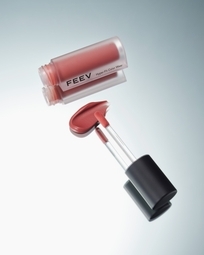 feev Hyper Fit Color Wear liquid tint texture smear
