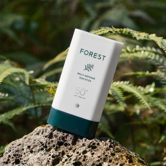 Forest Multi -Defense Sun Stick 19g - maccaron
