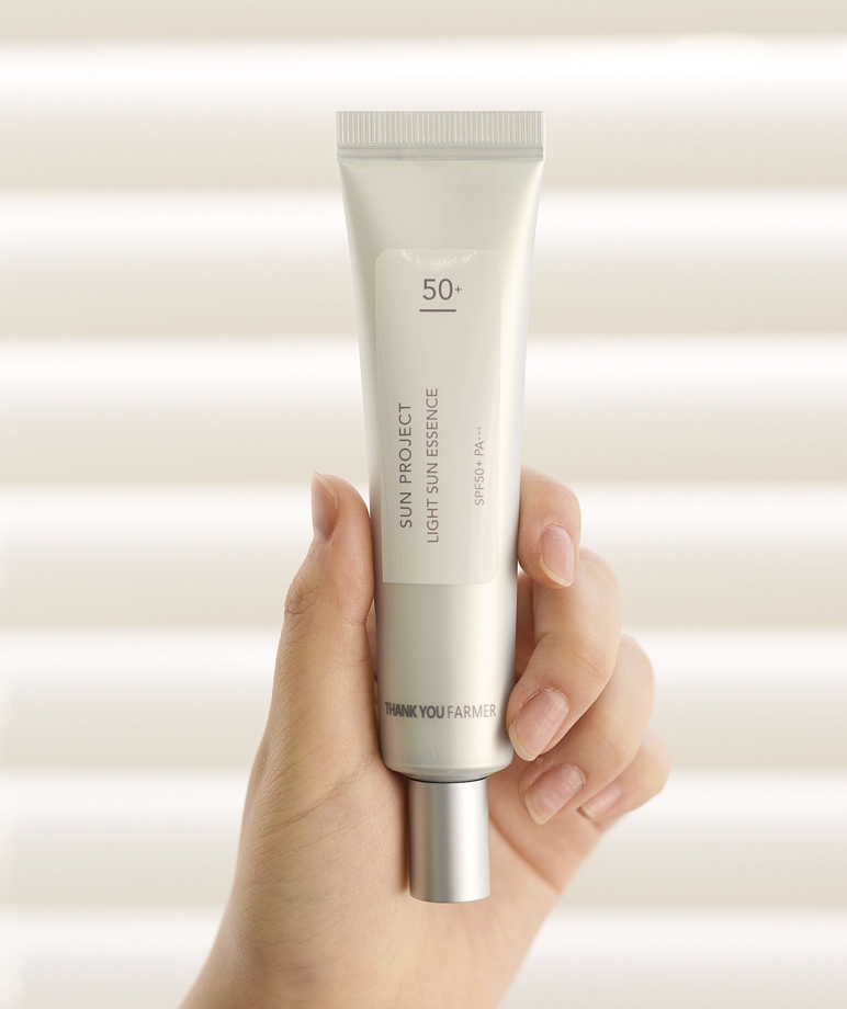 Thank You Farmer Sun Project Light Sun Essence SPF50+ PA+++ - 40ml – image 3 of 4
