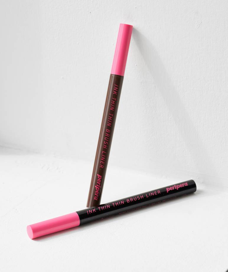 Ink Thin Thin Brush Liner - 0.5gm