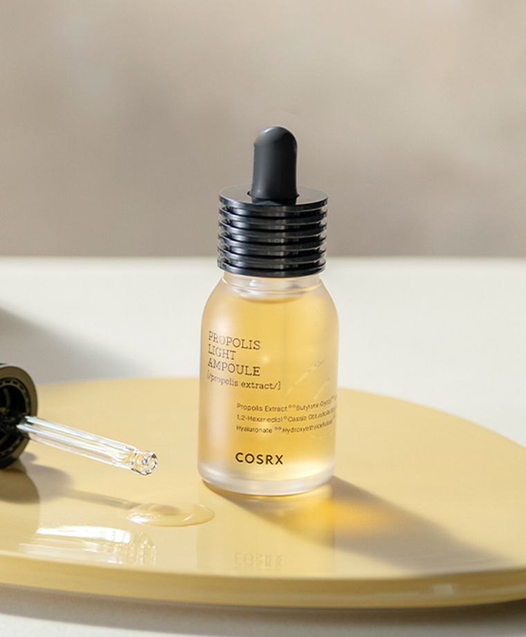 COSRX Full Fit Propolis Light Ampoule (30ml) COSRX Full Fit Propolis Light Ampoule (30ml)